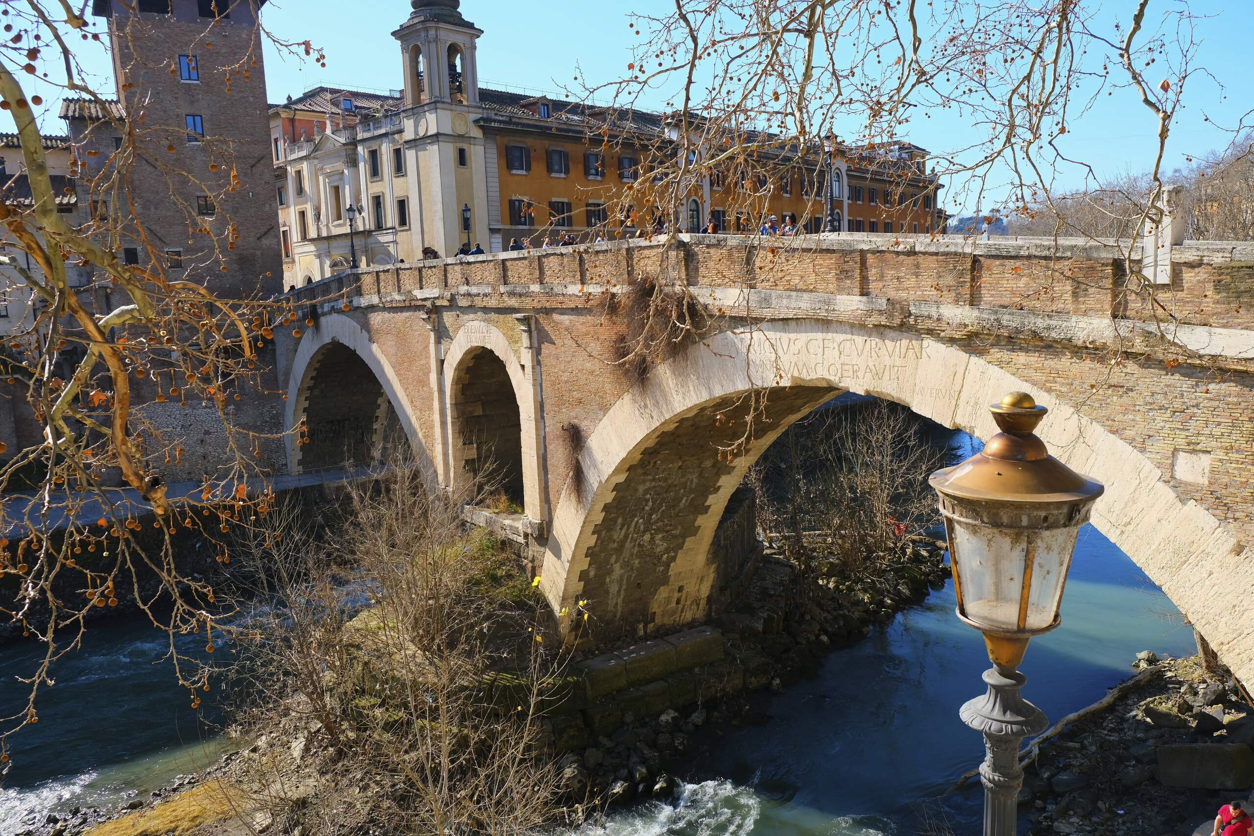 Ponte Fabricio